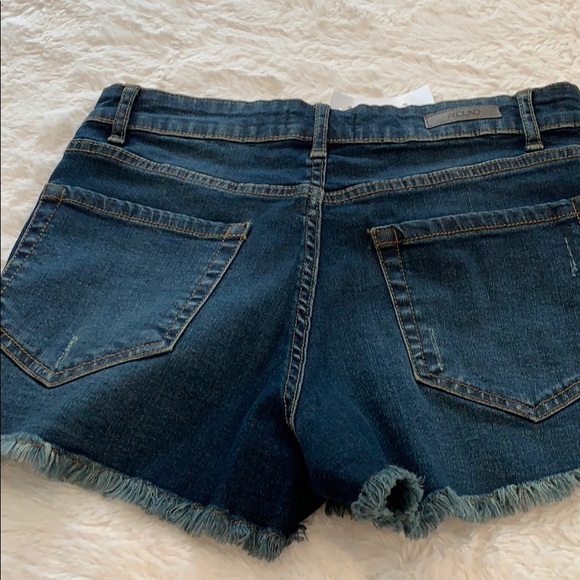 NWT Abound button fly shorts - Picture 4 of 4